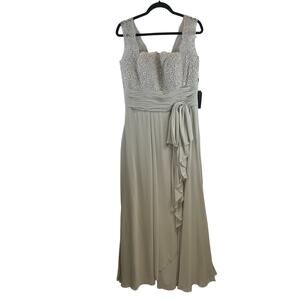 B&B Bridalwear Long Empire Light Green Maxi Bridesmaid Dress Size 14 Formal